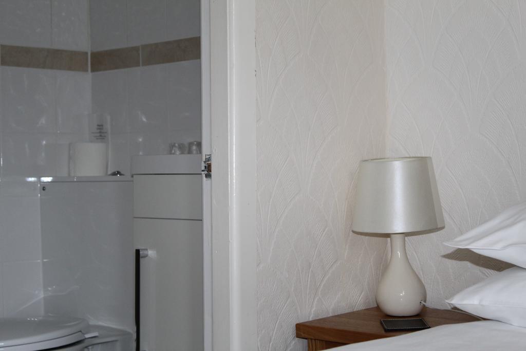 The Bay House Lake View Guest House - Adults Only Bowness-on-Windermere Δωμάτιο φωτογραφία